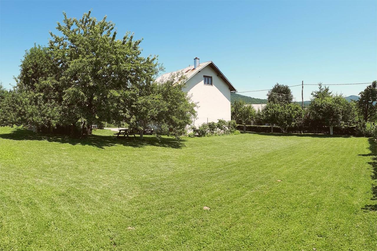 ASGARD Guesthouse Josipdol Eksteriør billede